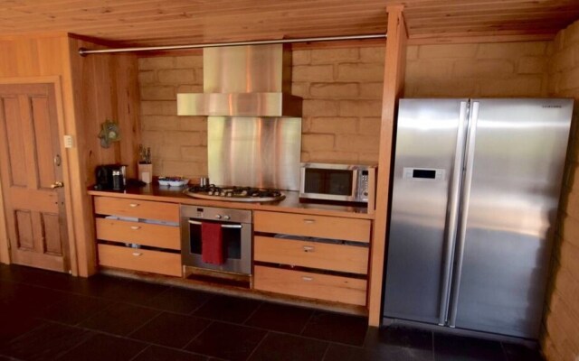 The Last Straw - Luxury Straw Bale House