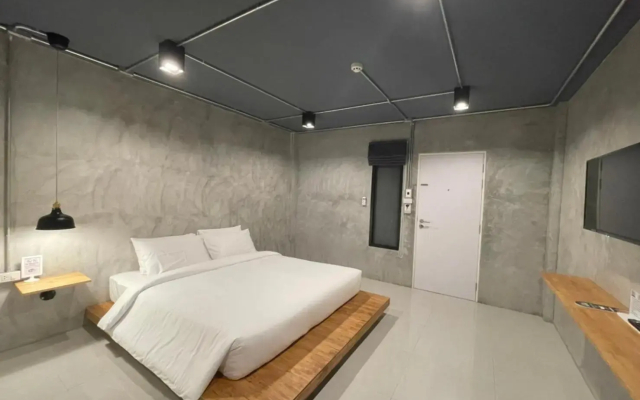 Loft Space Hotel