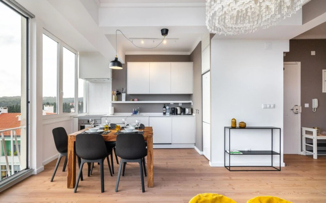 270 Panoramic View Premium Apartment