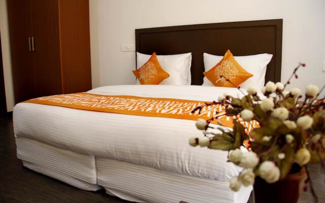 OYO 698 Hotel Maven's House