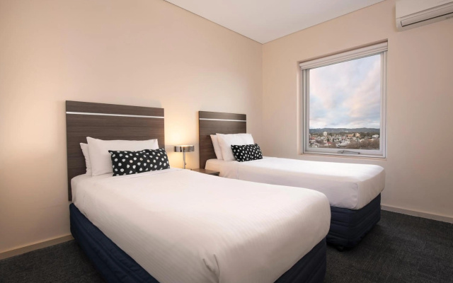 Hume Serviced Apartments – Guest Rooms – Adelaide
