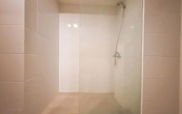 Contemporary Studio No Kitchen Apartment Mataram City