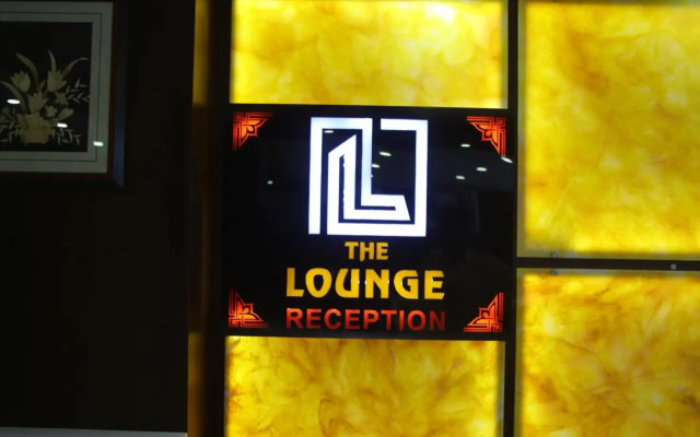 The Lounge Business Hotel