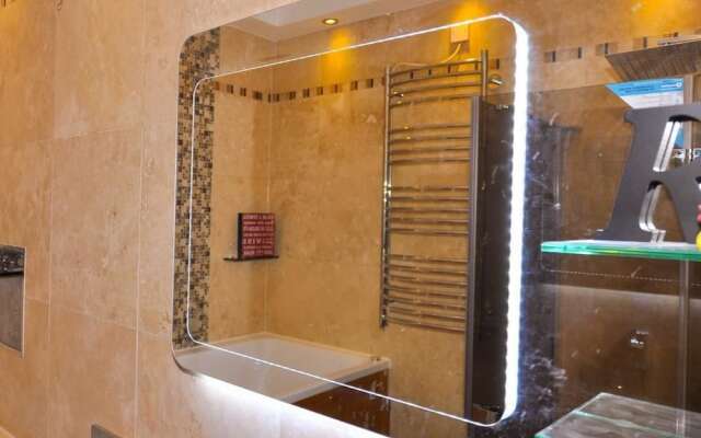 The Somerset House Hotel