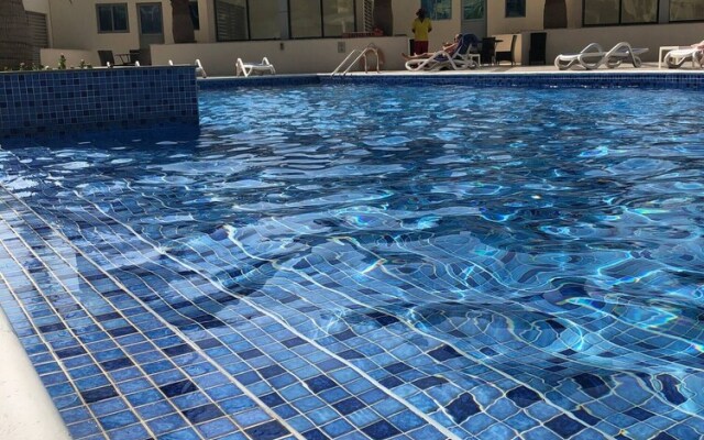 Cosy Little Studio With Marina &partial Beach View