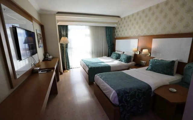 Haldi Hotel