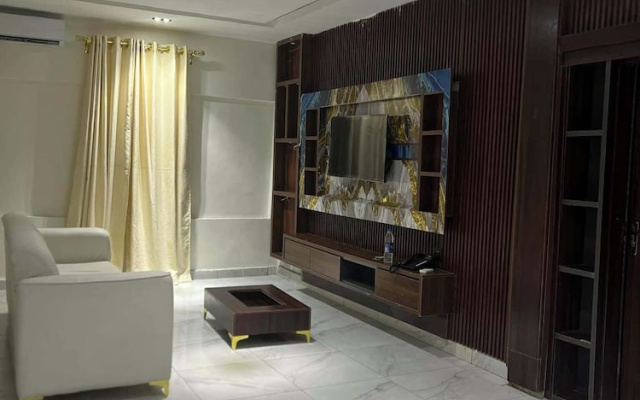 Diplomats Enclave Suites