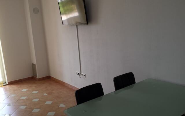 2 Bedroom Apartment Marko With Terrace and sea View