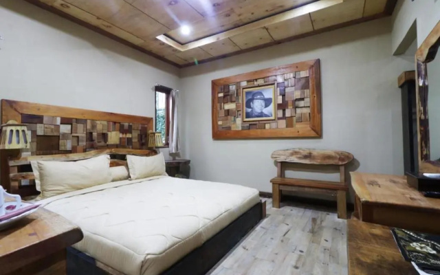 Alloyna Country Cottage By Zuzu – Guest Rooms – Berastagi