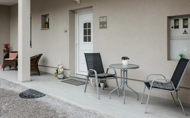 Apartments Šentvid