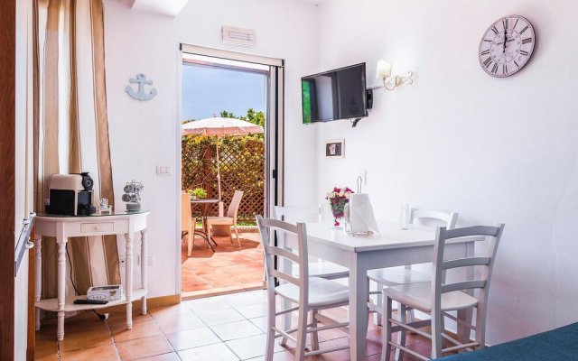 Beautiful Home in Siracusa With Wifi and 1 Bedrooms
