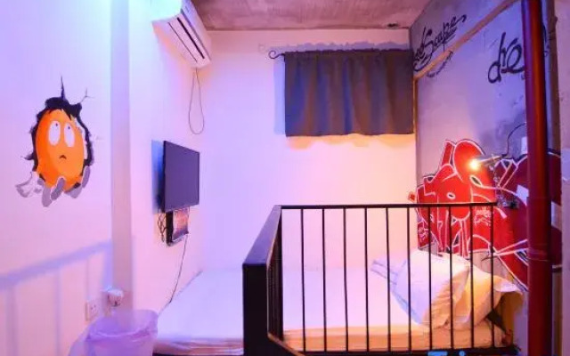 Uke Hotel