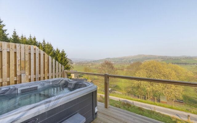 Throstle Nest Farm Lodges