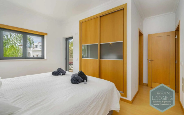 Quinta do Pinheiro Residence - Dream Lodging