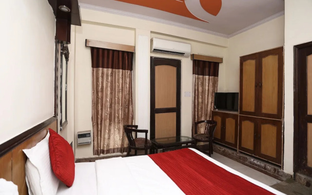 OYO 12671 Hotel Prithvi Palace