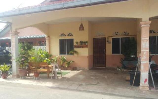Pallet Homestay2
