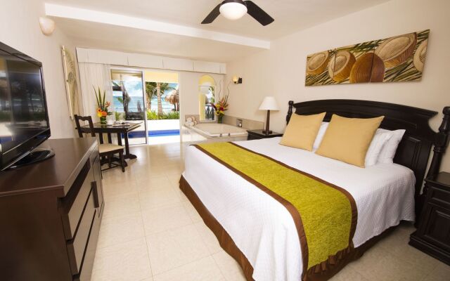 Hidden Beach Resort Au Naturel Adults Only, Catamarán, Cenote & More Inclusive