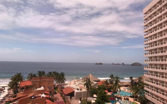 Departamento 523 con playa dentro de Hotel en Ixtapa