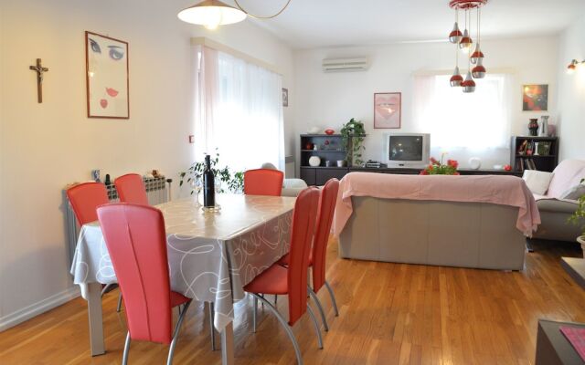 Apartments Family Holiday Garden