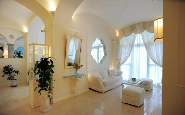 Minori Palace