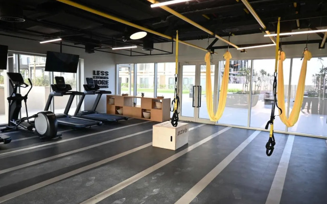 Contemporary 1BR Sleeps4 Balcony Pool Gym Dxbhills