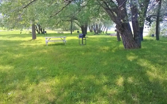 7 Bedroom Blue Mountain Chalet with Sauna & Hot Tub #35R