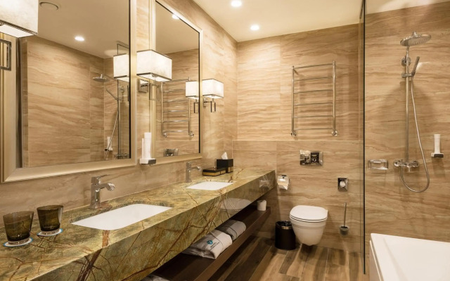 V Spa & Conference Hotel