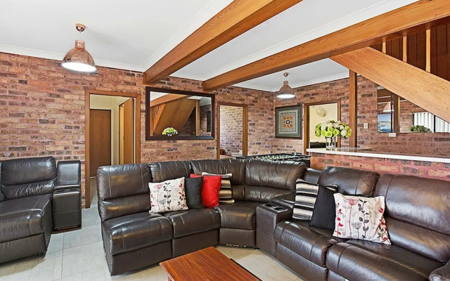 Away @ Nelson Bay, 29 Wollomi Avenue