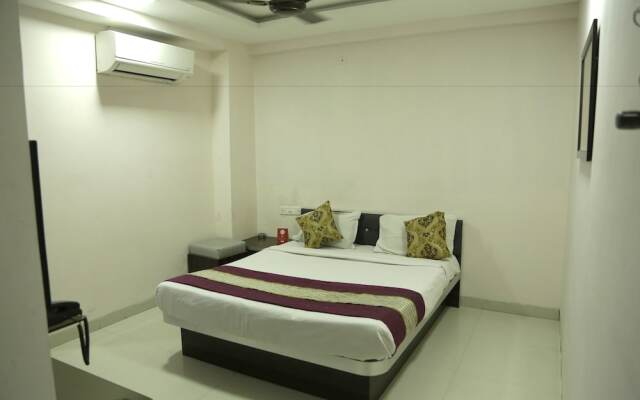 OYO 3749 Hotel Krishna