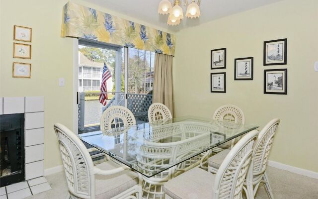 Sea Colony W 11008 Evergreen by Long & Foster