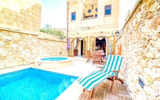 Villa With 5 Bedrooms In In Nadur, With Private Pool And Wifi