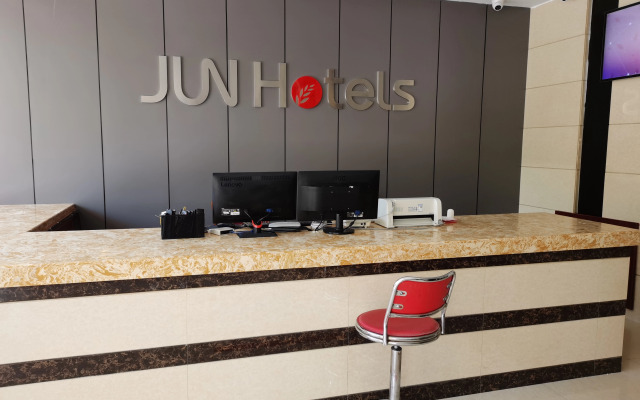 Junyi Chain Hotel (Anqing Tongcheng Haifeng Road)