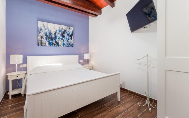 Amazing Home in Nerezine With Wifi and 3 Bedrooms