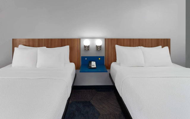 Microtel Inn by Wyndham Janesville