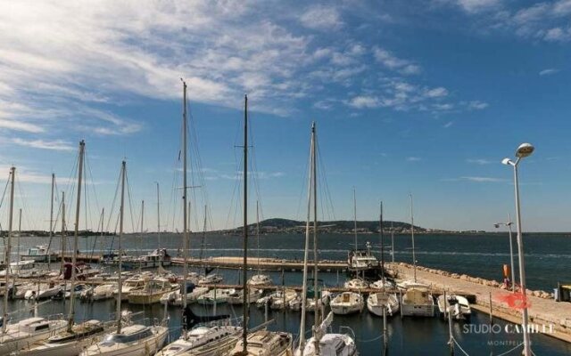 A La Voile Blanche
