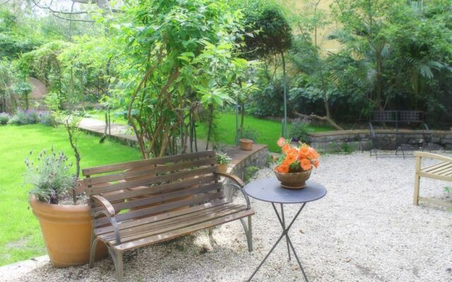 Inn The Garden