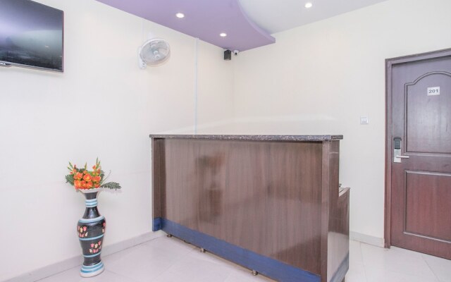 OYO 17208 French International