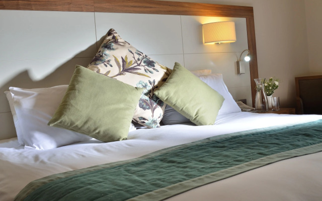 Newby Bridge Hotel