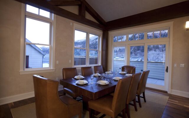 The Auberge Residences at Element 52