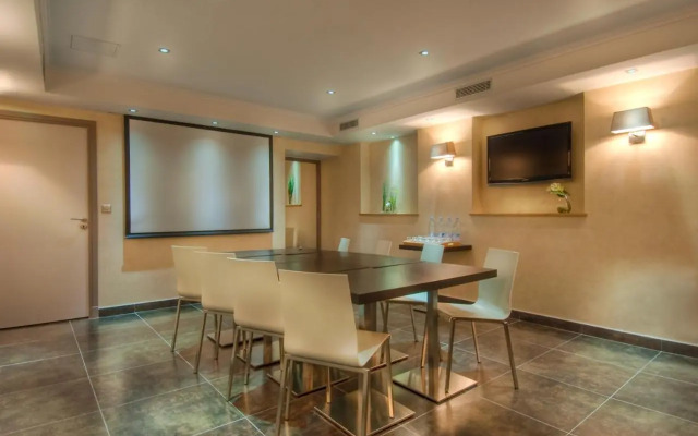 Hotel Claude Bernard Saint Germain