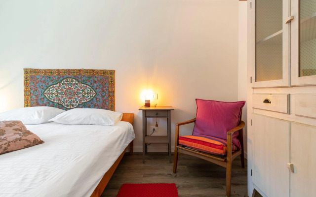 Snug Apartment With Private Courtyard M0270422677