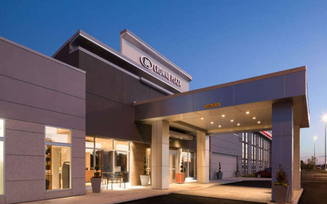 Crowne Plaza Chicago SW - Burr Ridge by IHG