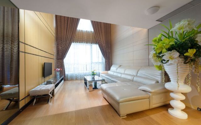 Yicheng Apartment Central Plaza