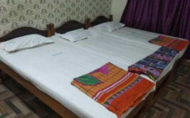 Hotel Karnataka Deluxe