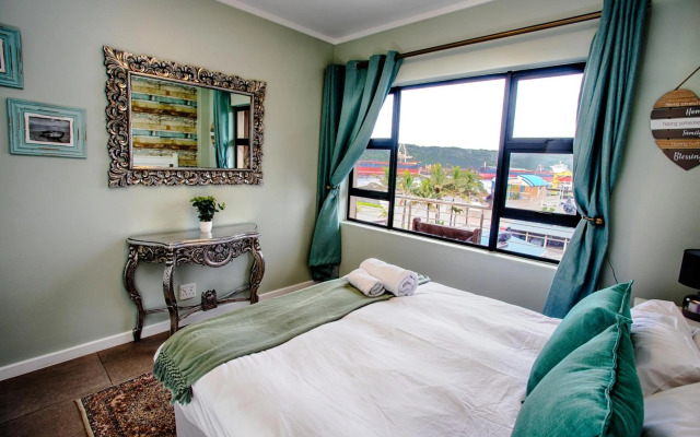 uSHAKA WATERFRONT - LUXURIOUS LAVISH LOOKER