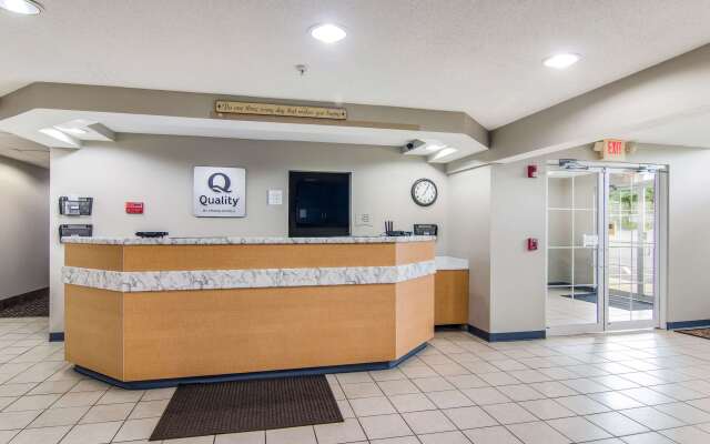 Quality Inn & Suites Grove City - Outlet Mall