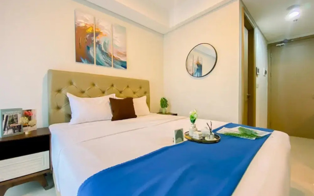 Best View and Comfy Studio at Gold Coast Apartment