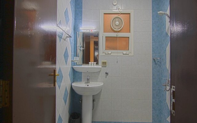 OYO 131 Salalah Hotel