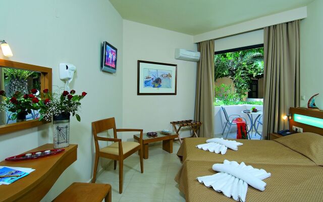 Eva Bay Hotel On The Beach Adults Only