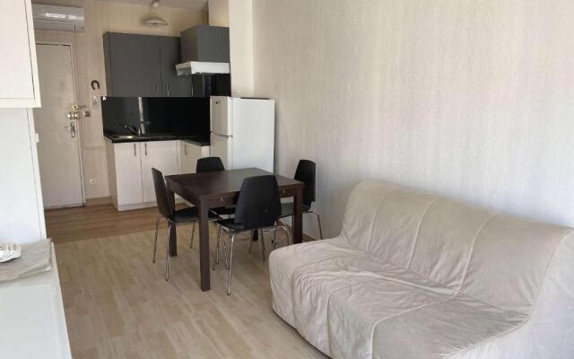 Appartement Balaruc-les-Bains, 2 pièces, 4 personnes - FR-1-553-44